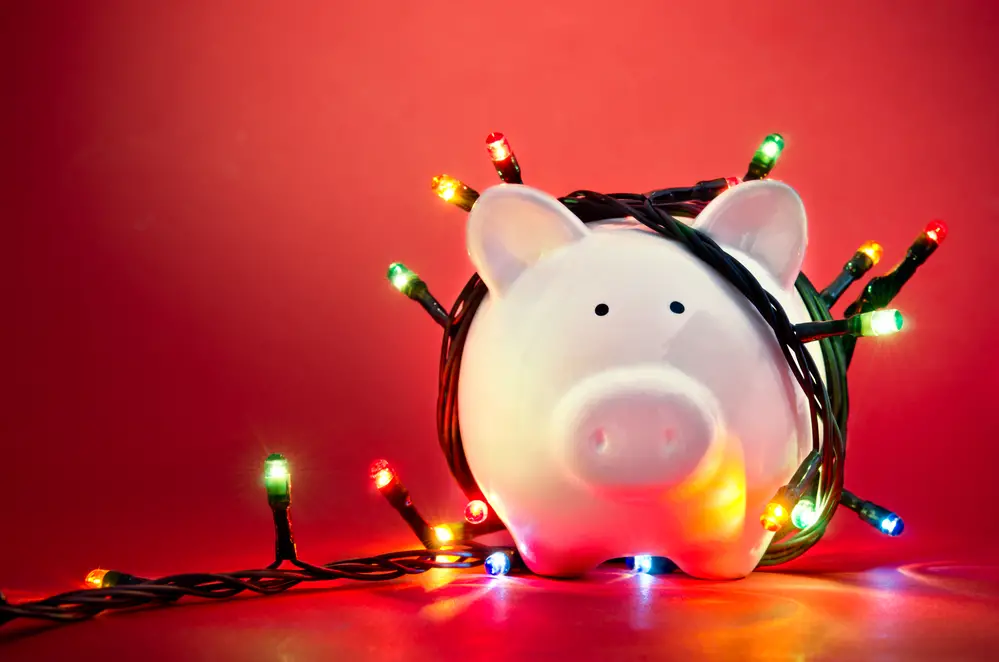 No Money for Christmas 2024? Here's 31 Tips to Help Afford Gifts