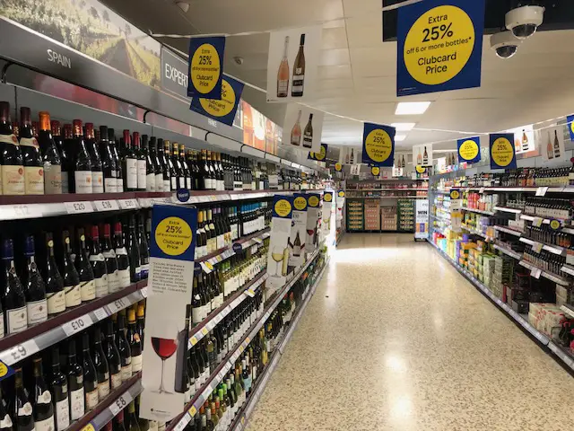 Instore Advertising Tesco Wine Aisle 25% off